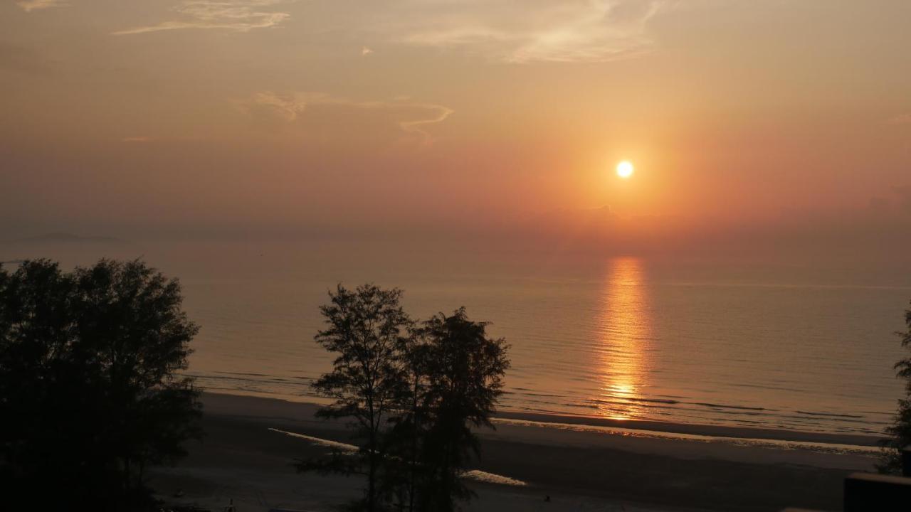 Sea La Vie @ Swiss Garden Resort Residence Kuantan Esterno foto